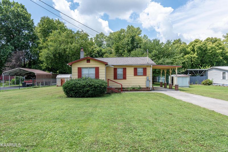 3643 Tammy Cir, Rockford, TN 37853