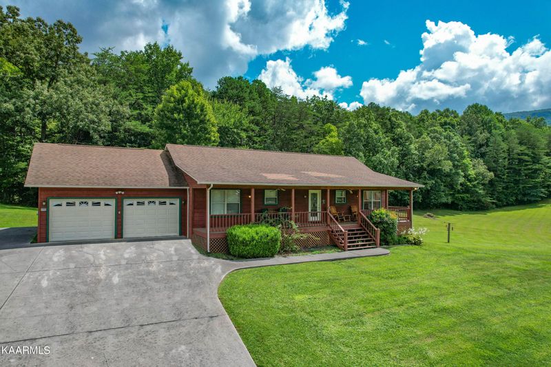 3645 Boxwood Ln, Sevierville, TN 37862