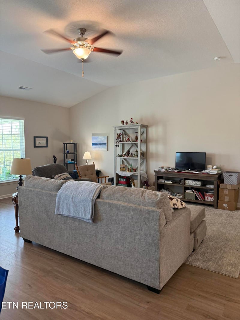 3645 Crimson Cir, Maryville, TN 37801