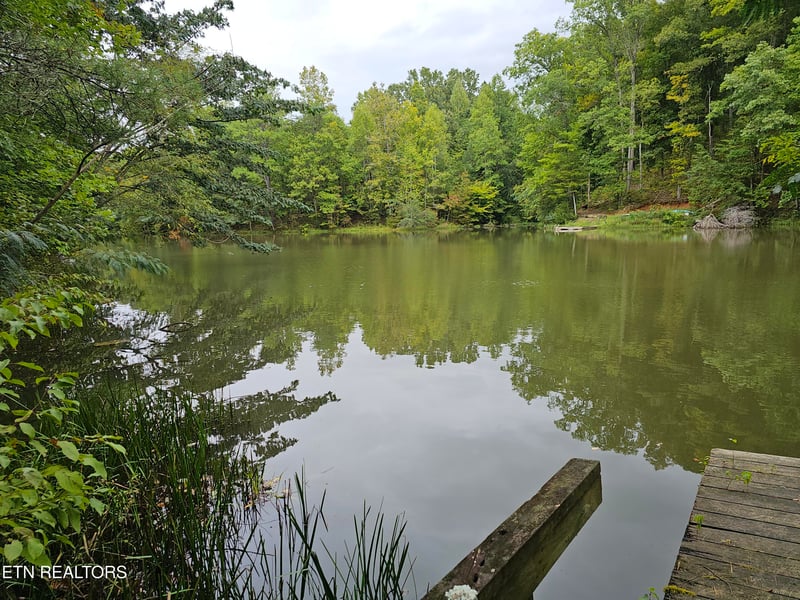 3646 Woodcove Cir, Maryville, TN 37801