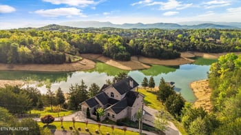 3648 Foxfire Way, Sevierville, TN 37876