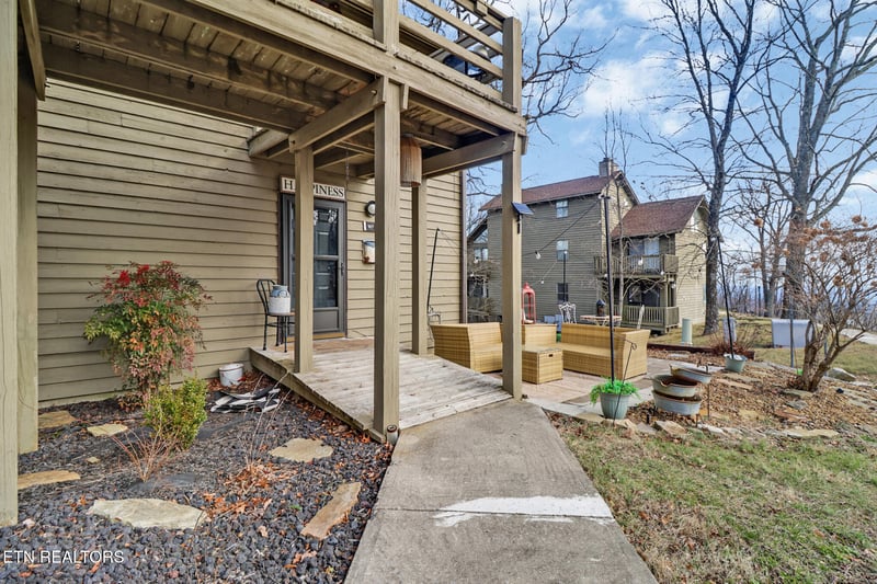 365 Moytoy Rd #107, Crab Orchard, TN 37723