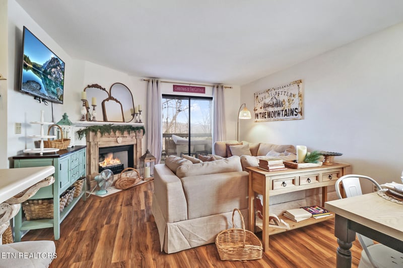 365 Moytoy Rd #107, Crab Orchard, TN 37723