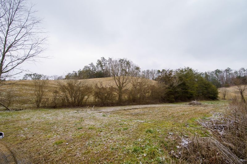 3656 Wiley Noland Rd, Sevierville, TN 37876