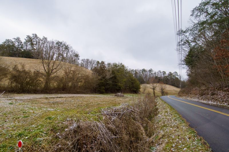 3656 Wiley Noland Rd, Sevierville, TN 37876