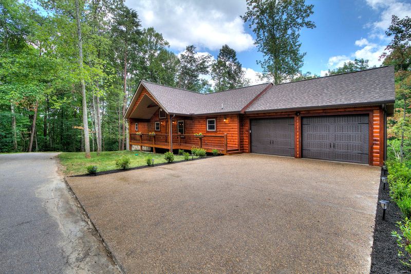 3664 Ginseng Way, Sevierville, TN 37862