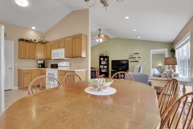 367 Mariner Point Rd, Lafollette, TN 37766