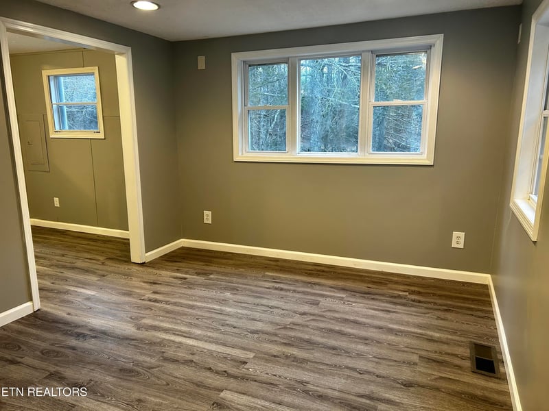 367 Mcjunkin Rd, Tellico Plains, TN 37385