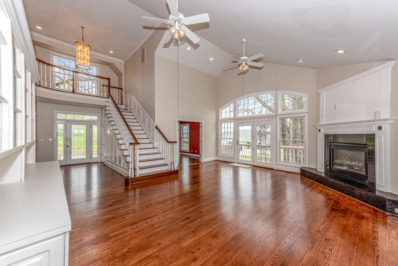 367 Southshore Dr, Greenback, TN 37742