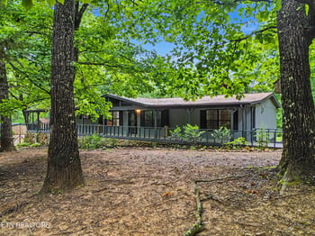 3670 Chilhowee, Maryville, TN 37803
