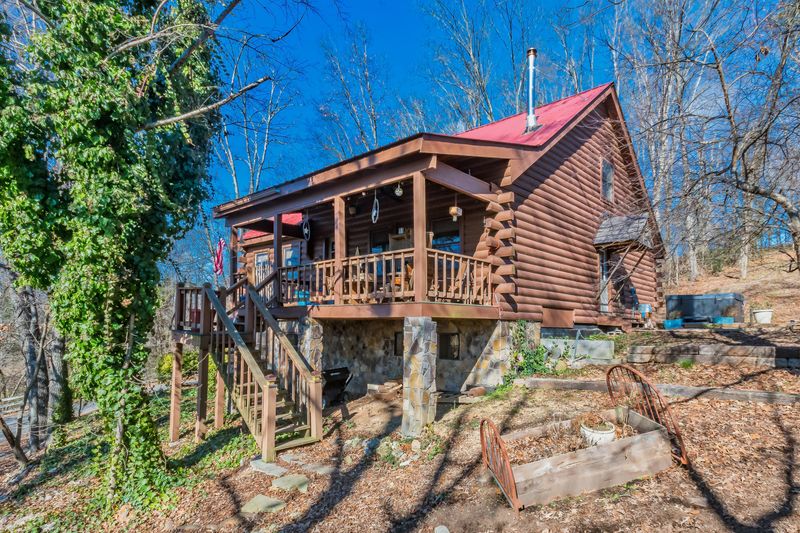368 County Rd 252, Athens, TN 37303