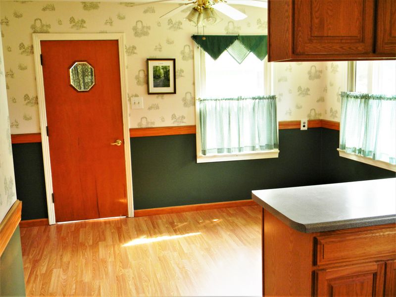 368 Yonside Dr, Sparta, TN 38583