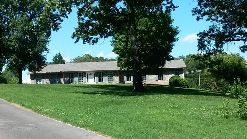 369 Dawson St, Vonore, TN 37885