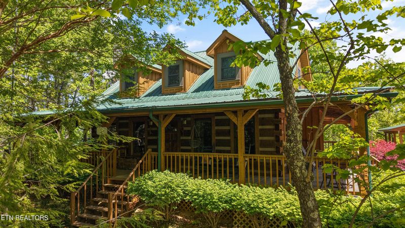 3694 Marian Lake Way, Pigeon Forge, TN 37862