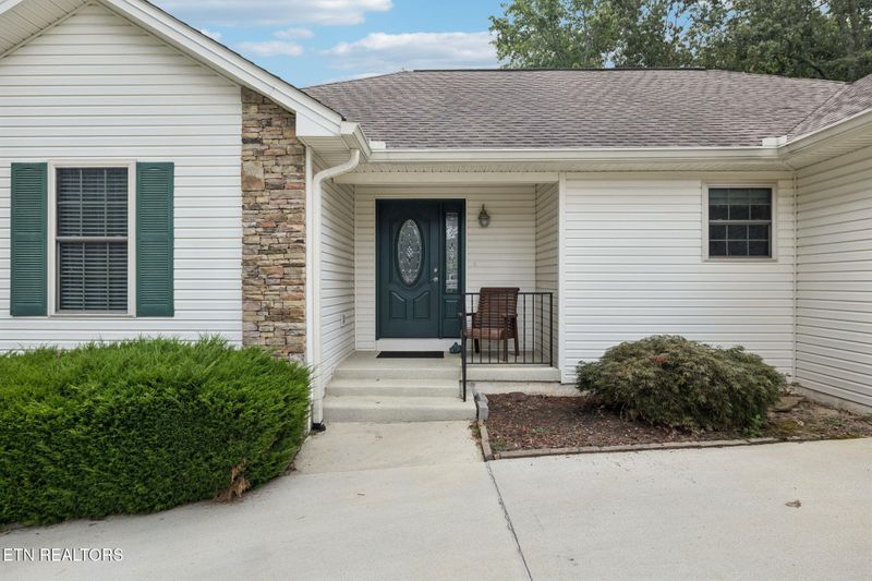 37 Thames Ct, Fairfield Glade, TN 38558