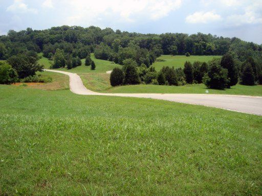 37 Thunder Ridge Dr, Vonore, TN 37885