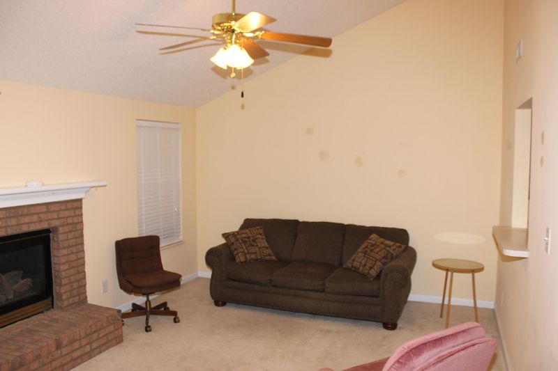 370 Hawthorne Oaks Way, Powell, TN 37849