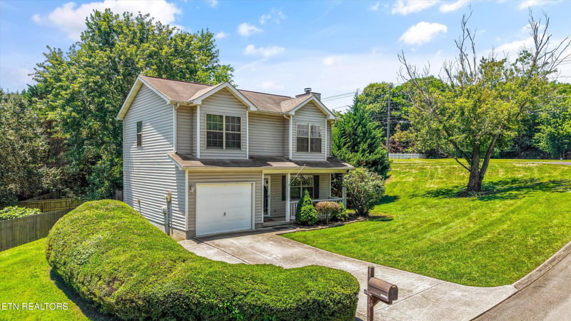 3701 Holgate Ln, Powell, TN 37849
