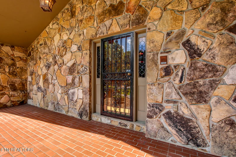 3701 River Trace Ln, Knoxville, TN 37920