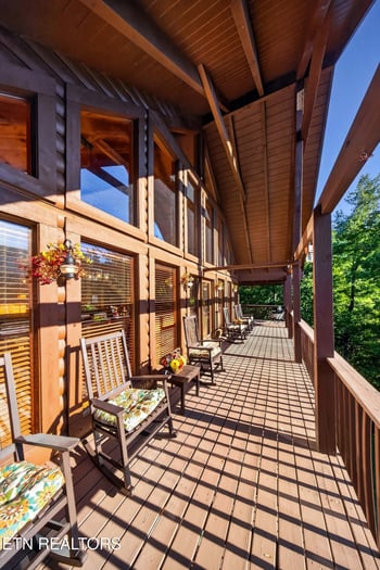 3702 Marian Lake Way, Sevierville, TN 37862