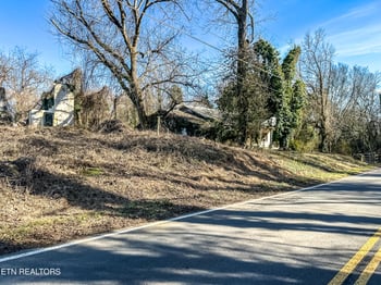 3706-3708 Holston Hills Rd, Knoxville, TN 37914