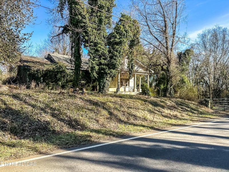 3706-3708 Holston Hills Rd, Knoxville, TN 37914