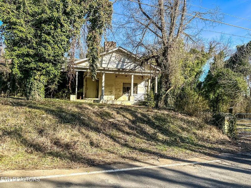 3706-3708 Holston Hills Rd, Knoxville, TN 37914