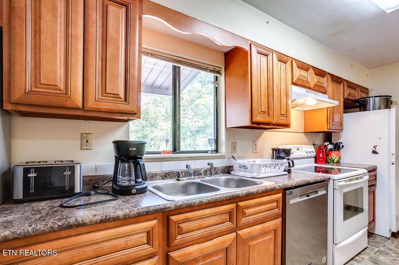 3706 Washington Pike, Knoxville, TN 37917