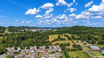3707 Sean Grove Way, Knoxville, TN 37921