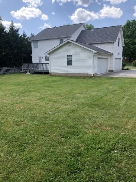 3708 Stonebridge Dr, Powell, TN 37849