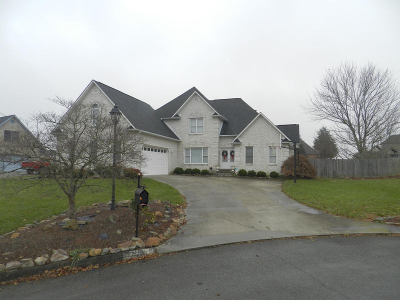 3709 Whitworth Dr, Knoxville, TN 37938