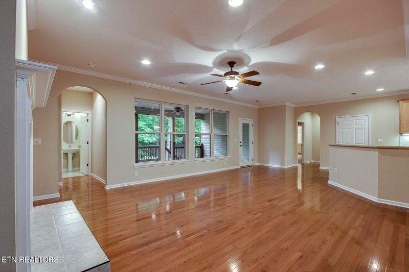 371 Dudala Way, Loudon, TN 37774