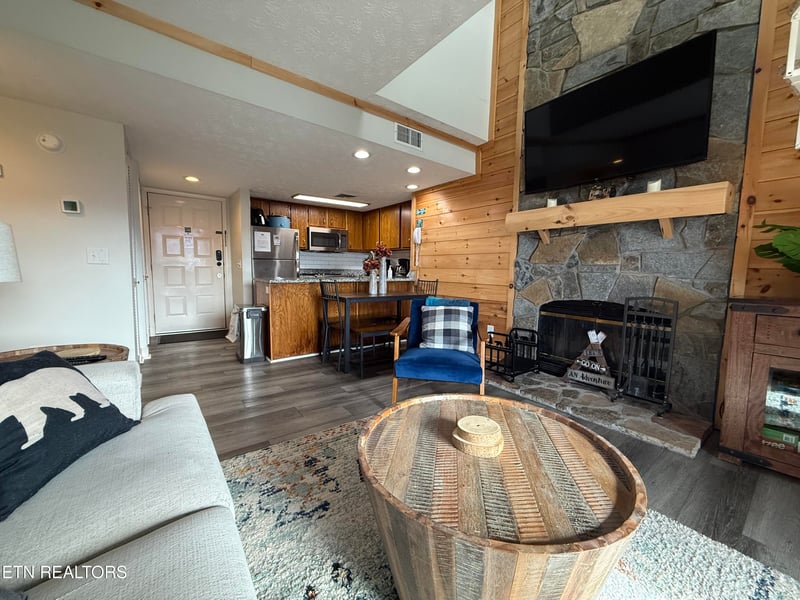 3710 Weber Rd #303 -E, Gatlinburg, TN 37738