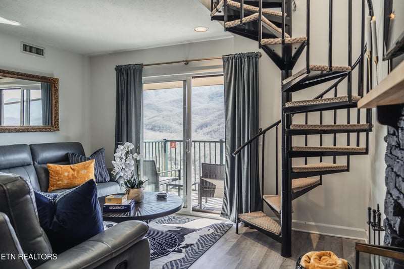 3710 Weber Rd #303, Gatlinburg, TN 37738