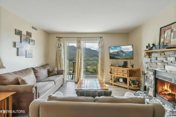 3710 Weber Rd #B203, Gatlinburg, TN 37738