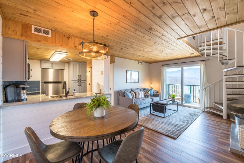 3710 Weber Rd Unit 302e, Gatlinburg, TN 37738
