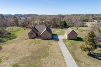 3710 Windstream Dr, Friendsville, TN 37737