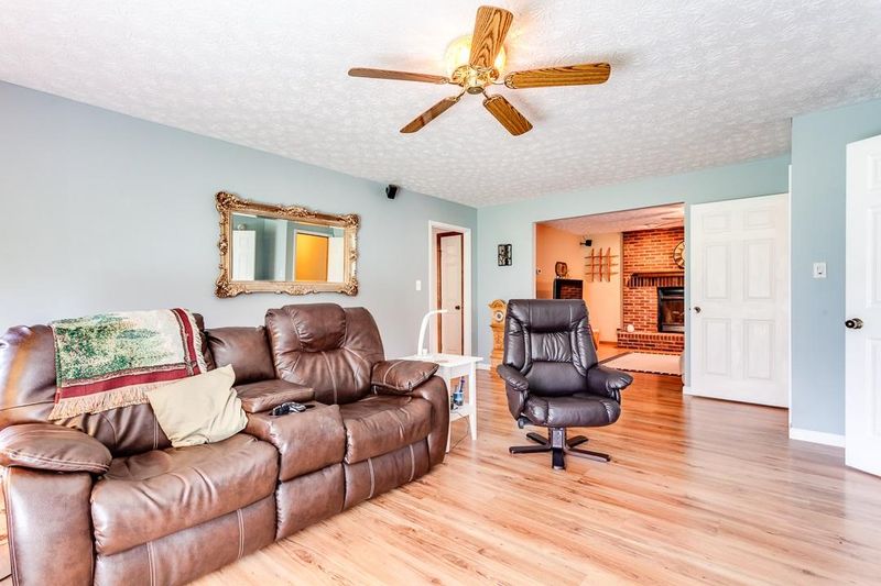 3712 Hackworth Rd, Knoxville, TN 37931
