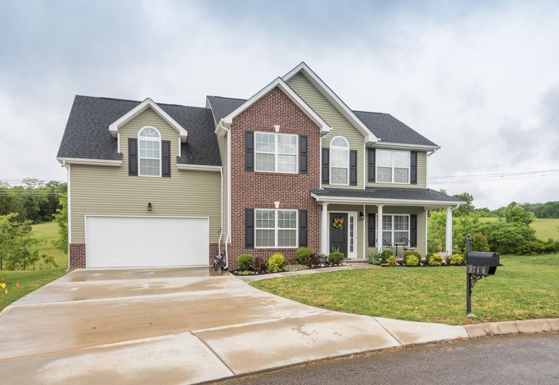 3714 Wager Ln, Knoxville, TN 37931