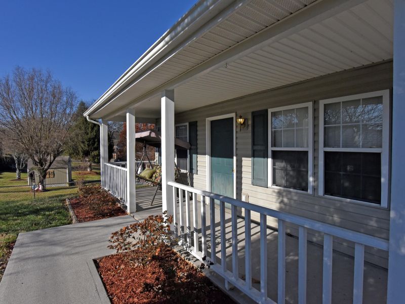 3715 Knott Ave, Knoxville, TN 37919
