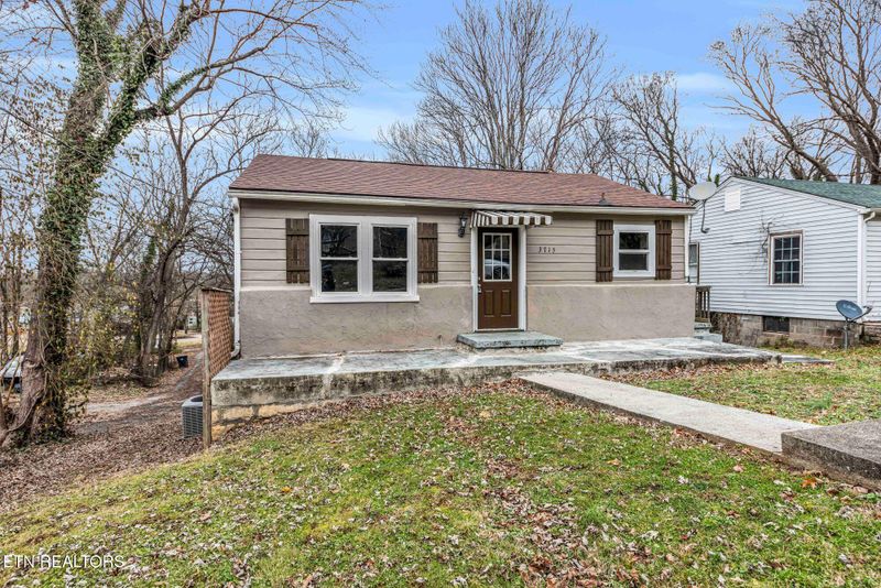 3715 Selma Ave, Knoxville, TN 37914