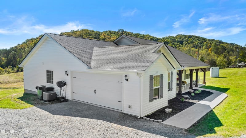 3717 Hickory Valley Rd, Maynardville, TN 37807