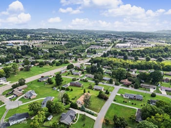 3717 Splendor Dr, Knoxville, TN 37918