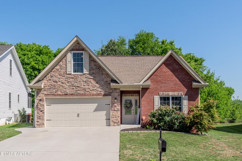 3719 Locustwood Way, Knoxville, TN 37921