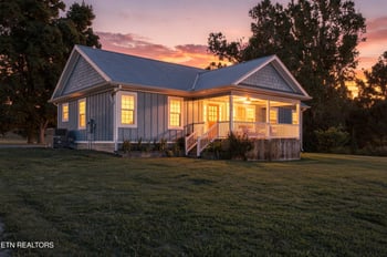 372 County Road 105, Athens, TN 37303