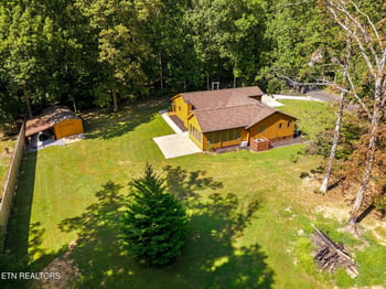 372 Fallen Oak Cir, Seymour, TN 37865