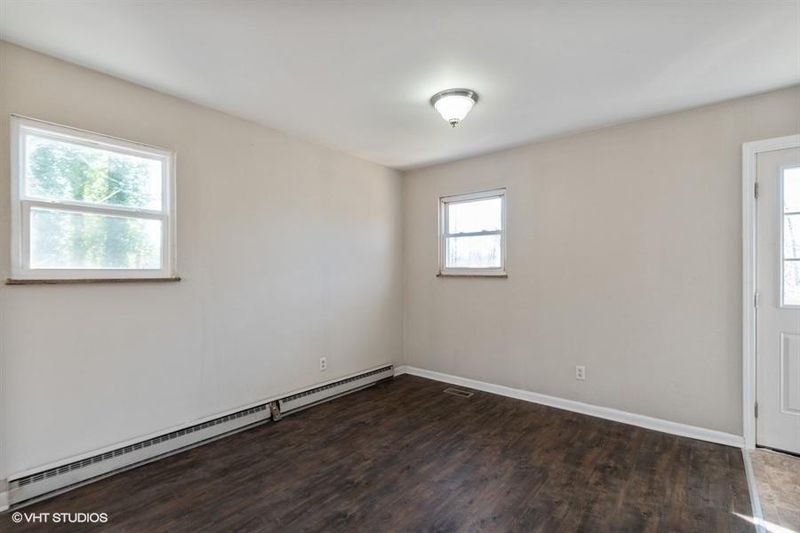 372 Rogers Ridge Rd, Kingston, TN 37763