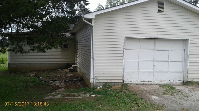 3720 Old Middlesboro Hwy, Speedwell, TN 37870