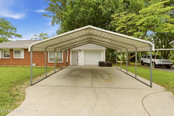 3720 Orangewood Rd, Knoxville, TN 37921