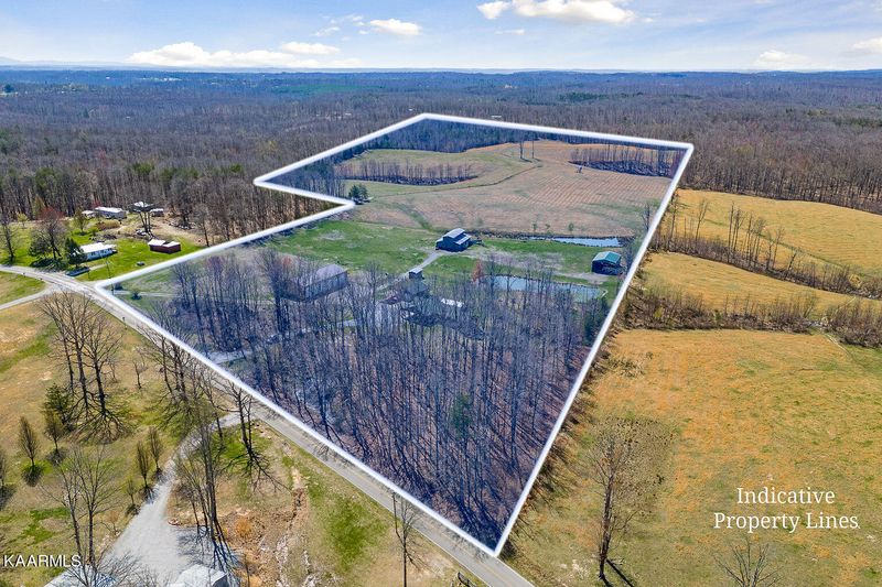 3722 Glade Creek Rd, Sparta, TN 38583